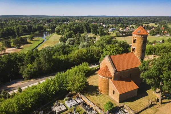 Do 31 sierpnia można składać wnioski o warunki zabudowy na obszarach wiejskich gminy Miechów
