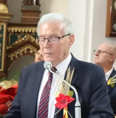 Dożynki gminno-kościelne w Kozłowie: dary ziemi i powitanie nowego proboszcza