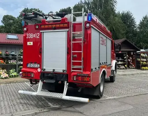 Zadymienie w budynku wielorodzinnym przy ul. Sterniczej w Bielsku-Białej — interwencja OSP Kamienica