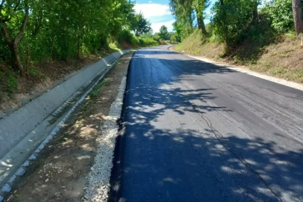 Gmina Słaboszów z dofinansowaniem na przebudowę drogi Janowice-Raszówek